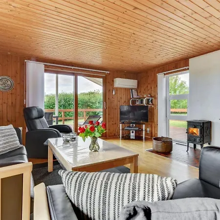 Ellyn - 500m From The Sea In Se Jutland By Interhome Feriehus