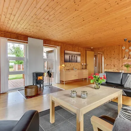 Ellyn - 500m From The Sea By Interhome Feriehus